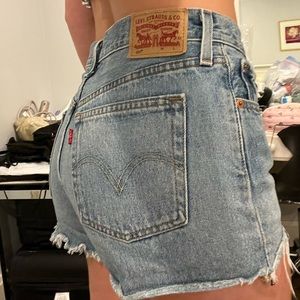 Levi’s 501 denim shorts